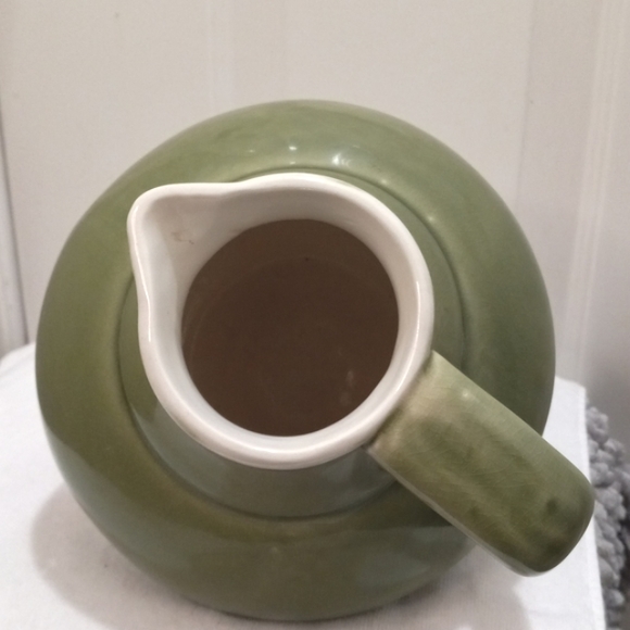 Baum Brot Green Celadon Drip Large Ceramic Pitcher - Picture 2 of 6